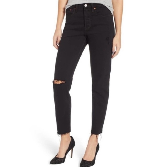 LEVI’S Premium Wedgie Distressed Raw Hem Black Jeans - Picture 13 of 13